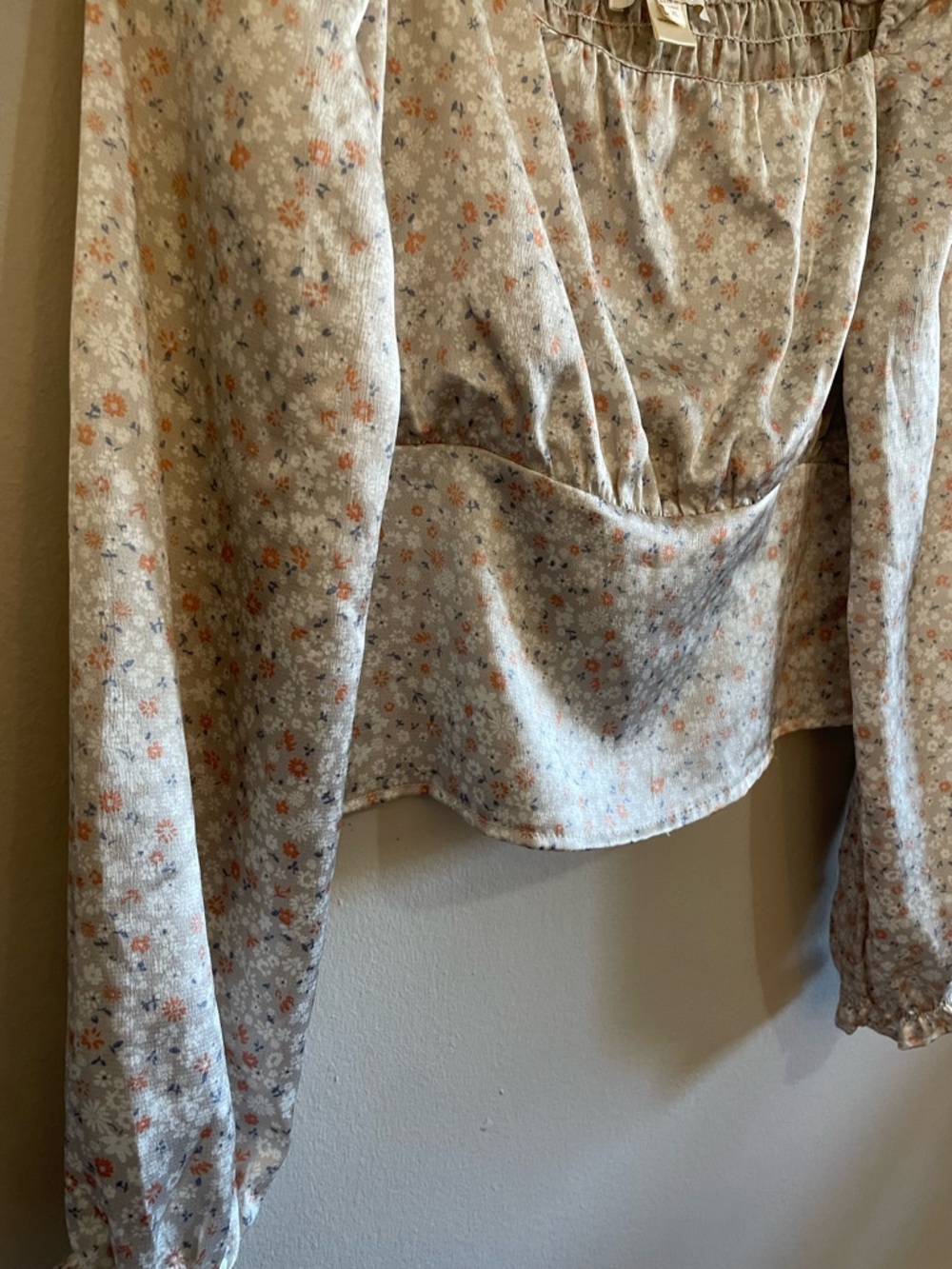Monteau Los Angeles Cream Floral Smocked Square-Neck Blouse – Size XL EUC - Picture 6 of 16